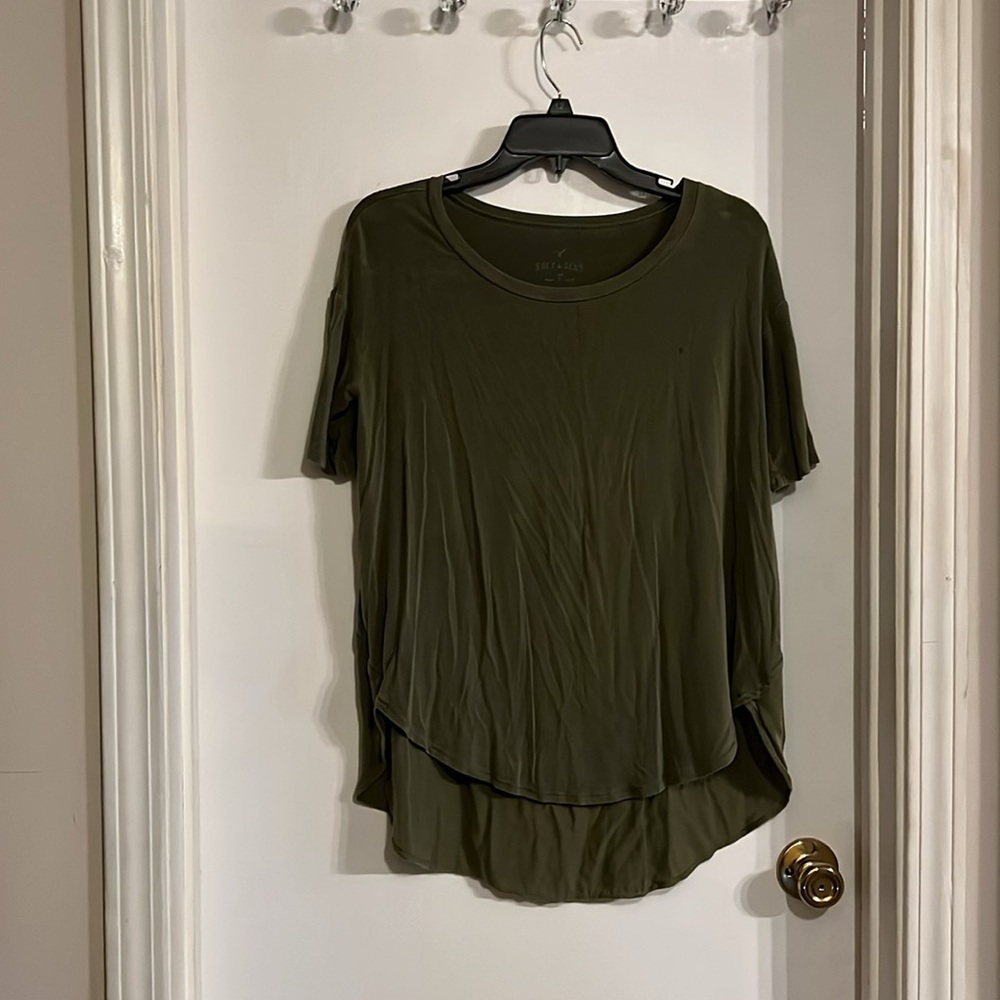 Soft and sexy AEO T Green Short Sleeve Cotton Tee